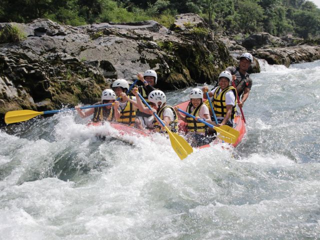 13 30 保津川ラフティング 京都 駅近 駐車場有 仲間 家族 カップルで手軽に大自然を遊ぼう 激流ドキドキ 親切丁寧な笑顔でスタッフがおもてなし 運営年の実績と楽しいツアーに自信 ビックスマイル 保津川ラフティング じゃらん遊び体験 13 30 保津川ラフティング 京都 駅近 駐車場有 仲間 家族 カップルで手軽に大自然を遊ぼう 激流ドキドキ 親切丁寧な笑顔でスタッフがおもてなし 運営年の実績と楽しいツアーに自信 ビックスマイル 保津川ラフティング じゃらん遊び体験