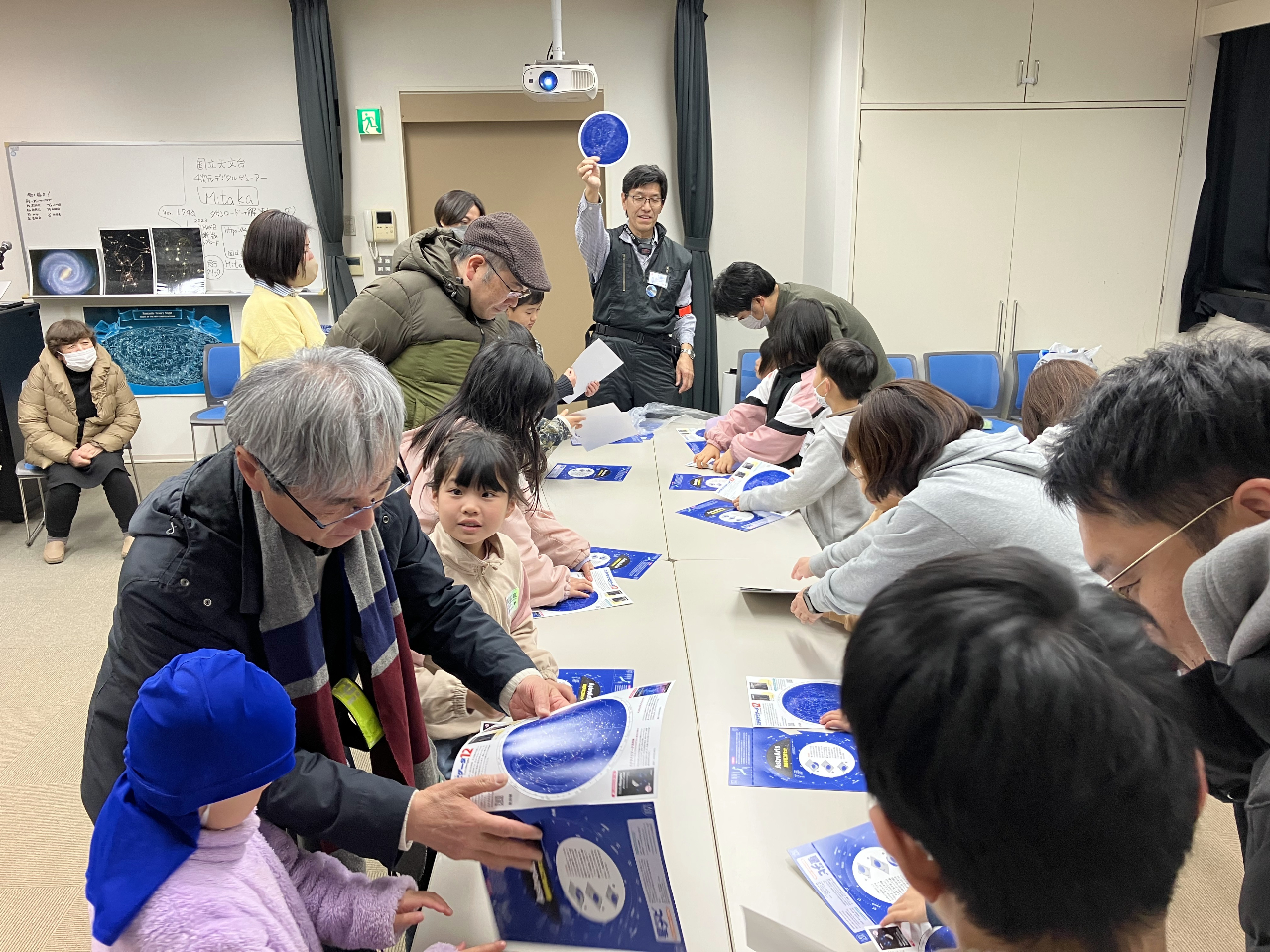 ��R��@�����Ղ�����