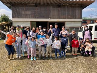 うわーい、田んぼは楽しいよ〜!!