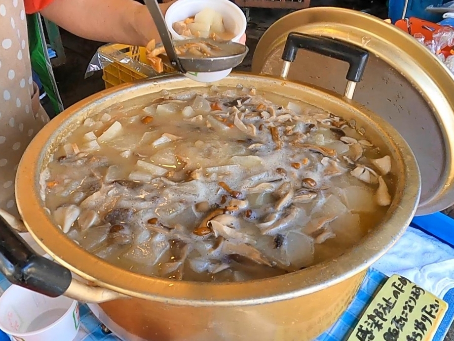 ���̎��������ɂ����H�ׂ��Ȃ��A�_�Ƃ��񂪍���i���̂��`�I�Ƃɂ����V�N�A�����Z���A �����đ吷(^��^;)