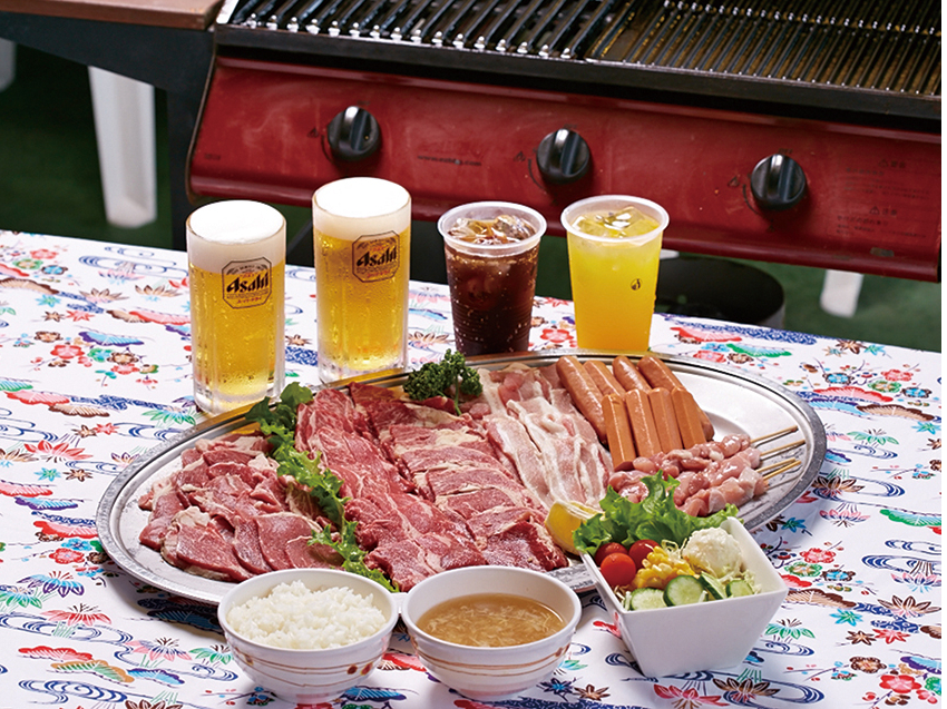 デラックスセット　お1人様5,500円（税込）　お肉好きは、このセットがおすすめです。※写真は4人前