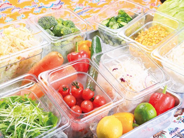 サラダ・ライス・スープが食べ放題!