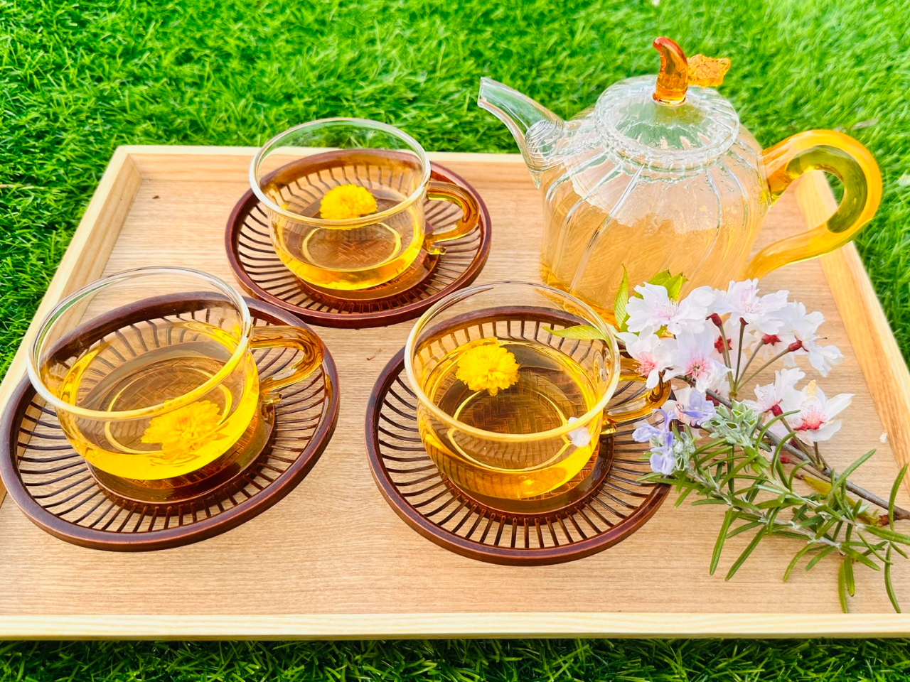 ブレンドフレッシュハーブティー:ごゆっくり楽しいひと時をお過ごし下さい♪