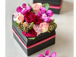 プリザーブドのアレンジメント 長く楽しめます