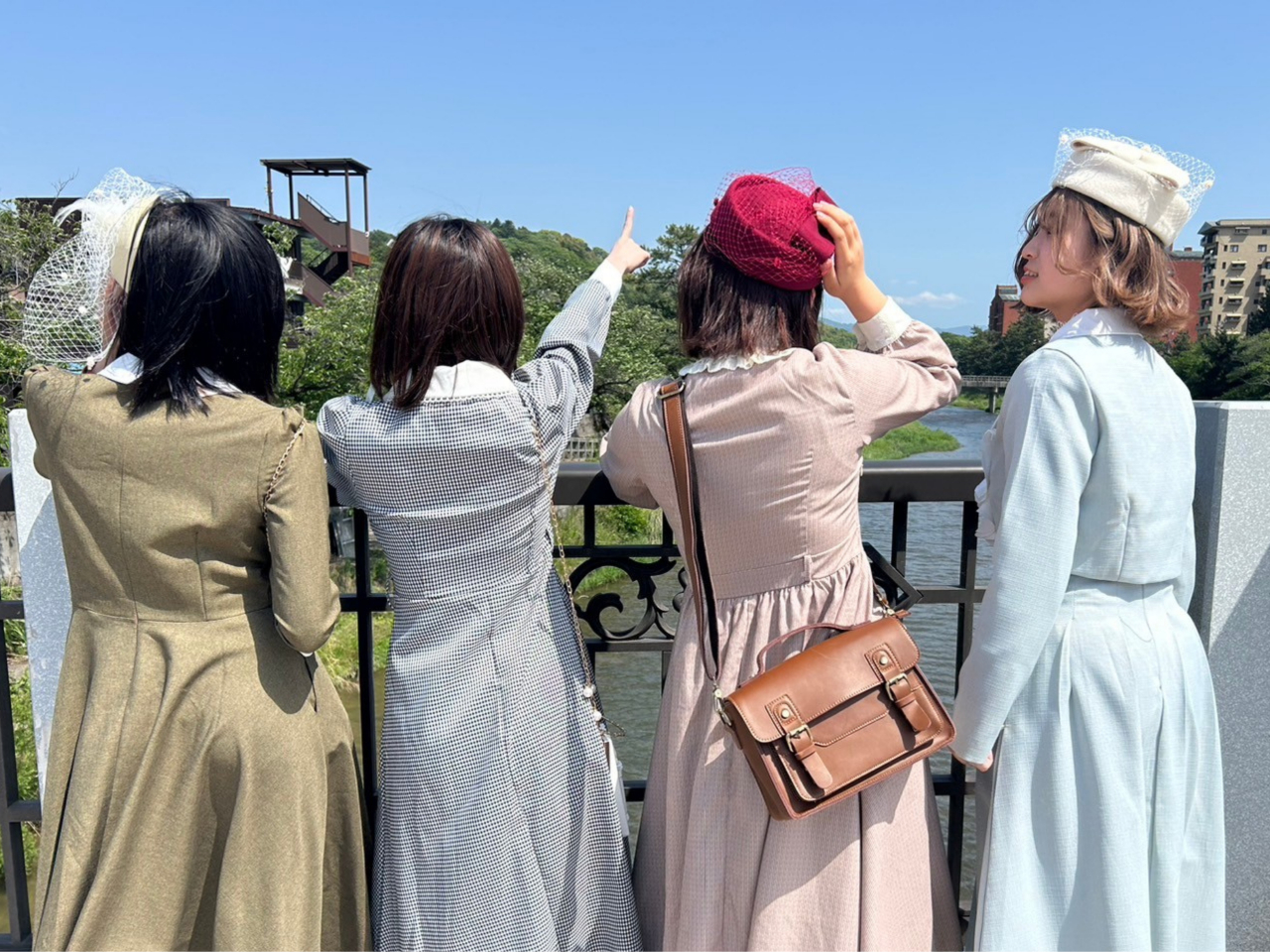 金沢レトロ観光をお楽しみいただけます。ぜひご利用ください。