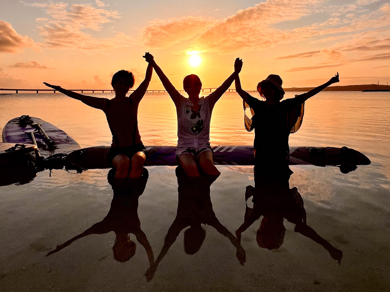 Fɗ[̊CŁA܂ŎԂ~܂悤ȃ[ȎԁBg̉ɐŜbNXł܂B