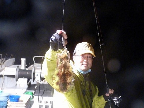 【コロナ対策強化中】福井×若狭大島★ナイトエギング|17時出航~釣りポイントまで...