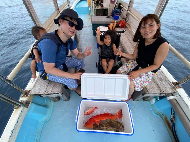 ご家族で参加の方もお子様のサポートまでお任せください!5歳のお子様からツアーへの参加が可能です♪※5歳以下のお子様もご乗船いただけます。