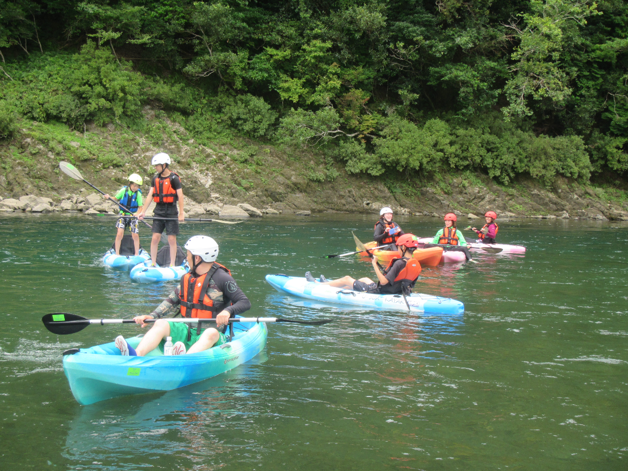 ��ʓI�ȃJ���b�N�̂悤�ɁA�����g���J�k�[�ɕ����Ă��Ȃ��̂ŁA�S�g���R�ɍD���Ȃ悤�ɓ����܂��B�����A���������A�Q���ׂ������ ����Ŏ��R�Ɋy���߂��