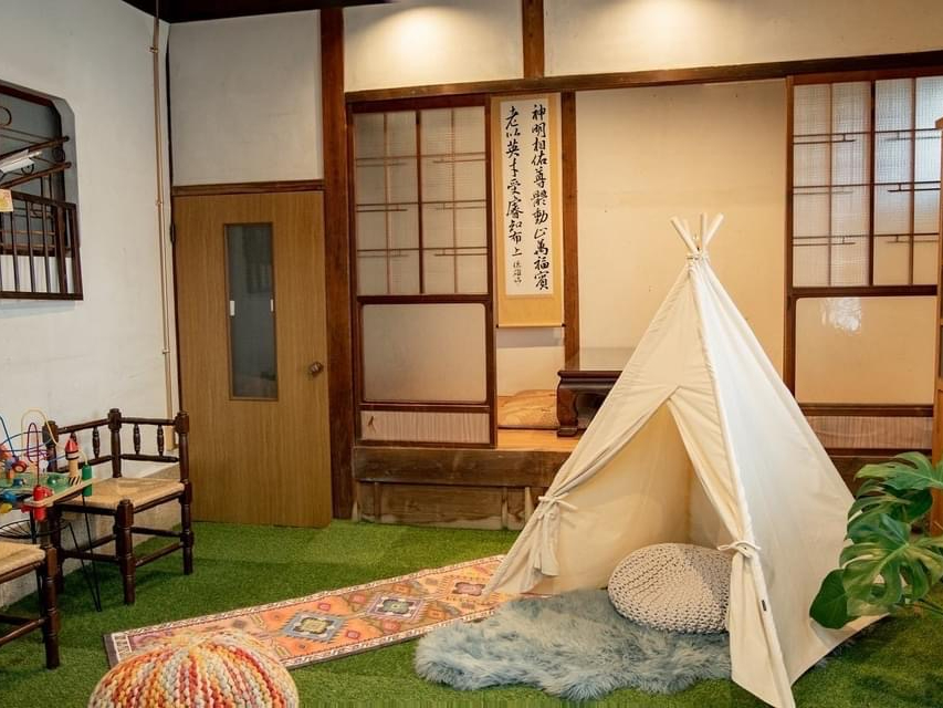 ͓yԂXy[XBłqlV΂Ȃ烌bX\łB