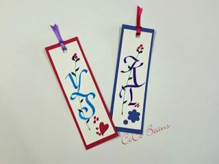 イニシャルのブックマーカー