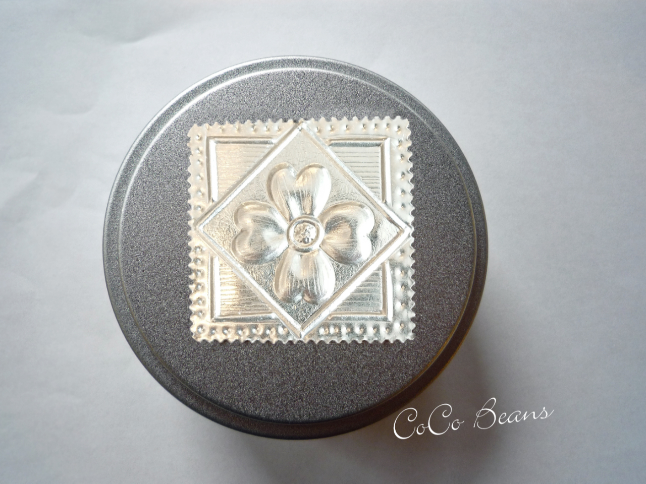 �ʂɓ\�������