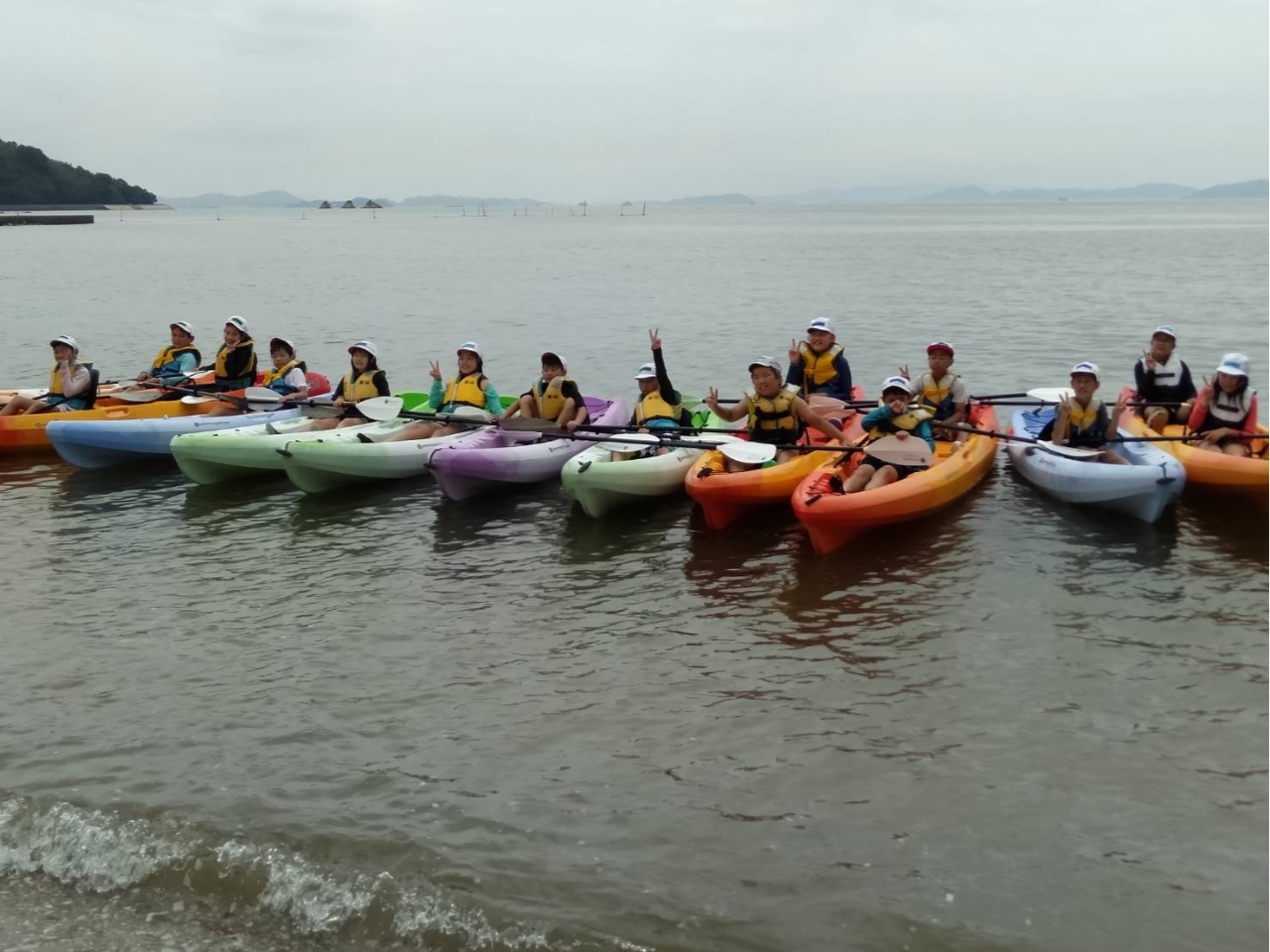 �s�c�̗l�ݐ؃v�����t�F����ŃV�[�J���b�N�����y���݂���������