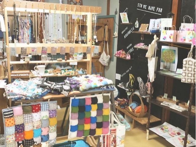 沖縄 浦添 住宅街にある可愛い雑貨屋 さんでのタイルで作るcafe風トレー体験 お一人様からお気軽に 女性に人気 カップル ファミリーおすすめ Zakka Vesely じゃらん遊び体験 沖縄 浦添 住宅街にある可愛い雑貨屋 さんでのタイルで作るcafe風トレー体験 お一人様からお気軽に 女性に人気 カップル ファミリーおすすめ Zakka Vesely じゃらん遊び体験