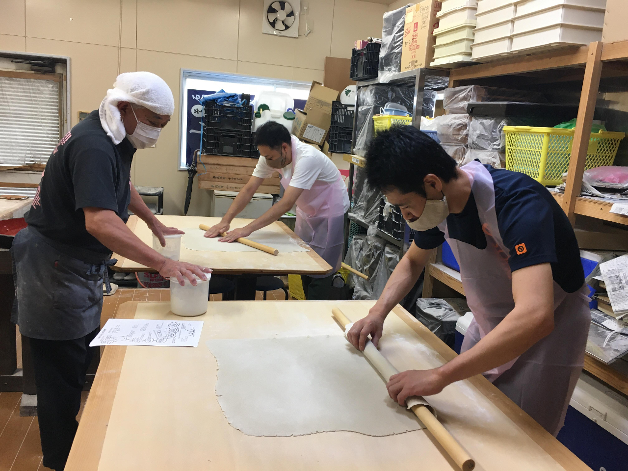 ˖_܂gāA͎lpɐL΂Ă܂