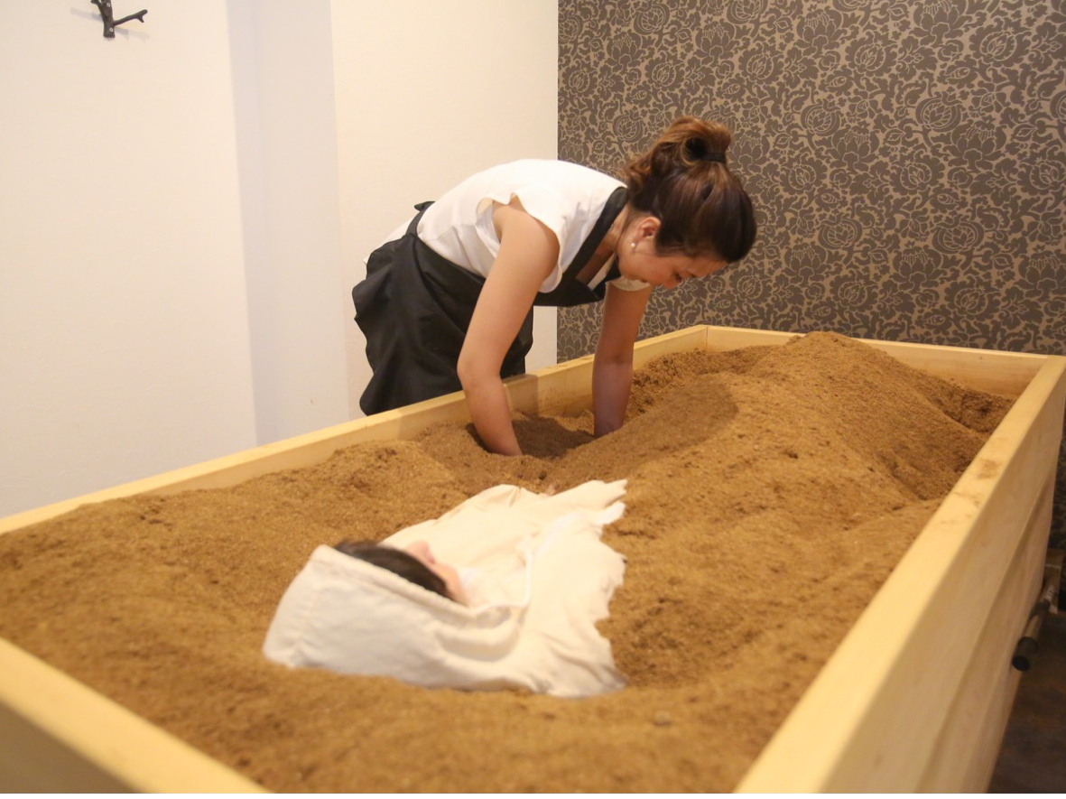 G_W[Ōƃp̗𐮂āAyfCցBQĂォtJtJ̍yfĂ܂B