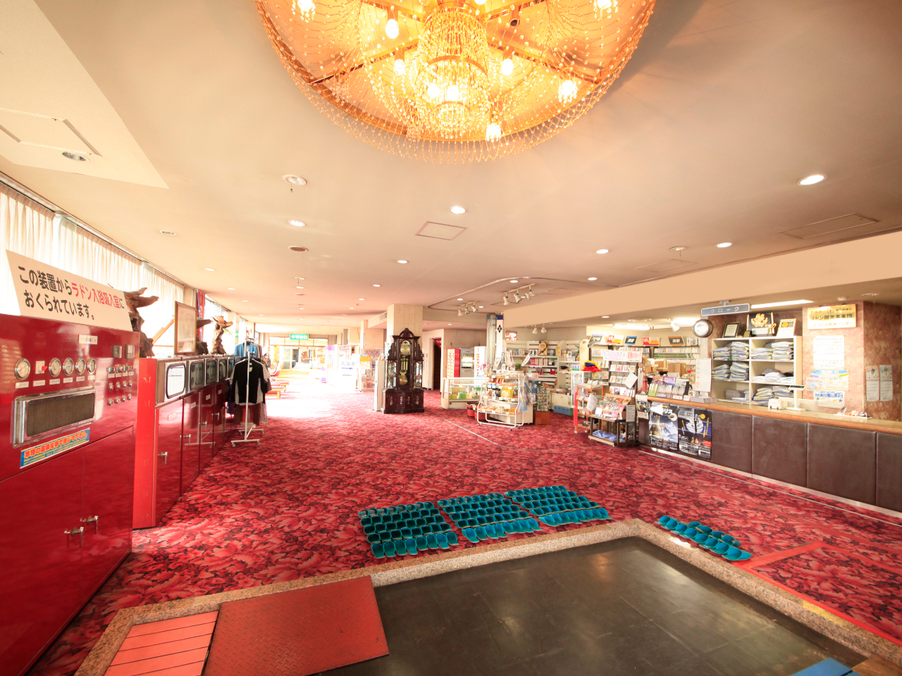 玄関から一歩入ると昭和の世界