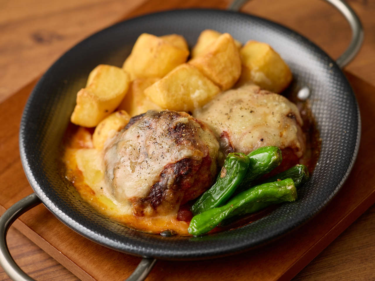 メインのお肉料理 ボルベッティー二