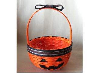 女性やお子様連れにおすすめ クラフトバンドでハロウィンorクリスマス用のカゴ作り体験 手作りクラフト工房 Country Cat じゃらん遊び体験