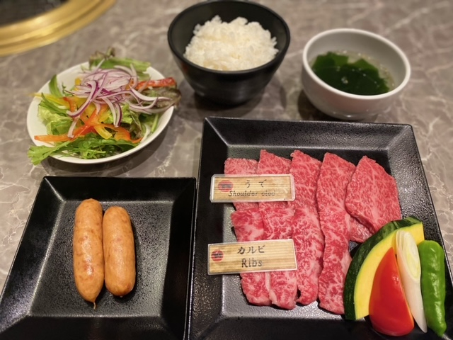 10月 もとぶ牛ランチ付 万座海中展望船と備瀬フクギ並木 沖縄美ら海水族館 美浜アメリカンビレッジコース 株式会社ジャンボツアーズ じゃらん遊び体験 10月 もとぶ牛ランチ付 万座海中展望船と備瀬フクギ並木 沖縄美ら海水族館 美浜アメリカンビレッジコース 株式会社ジャンボツアーズ じゃらん遊び体験