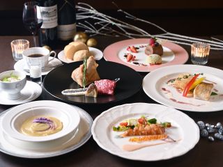 シェフ渾身のクリスマスディナー ぜひお楽しみください