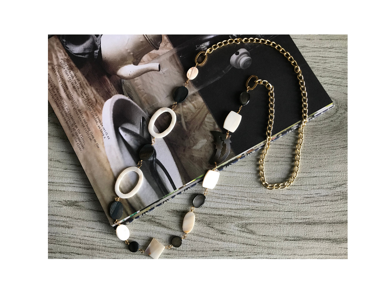 OlbNX              ̌i@@@@@@@@@@@@  FႢ2F܂B@