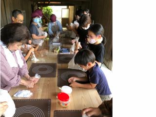 親子のご参加大歓迎!!体にも優しい米粉を使って、本格的なピザを作りましょう!