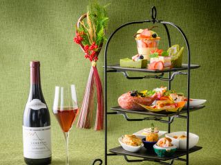 ニューイヤーナイトティー