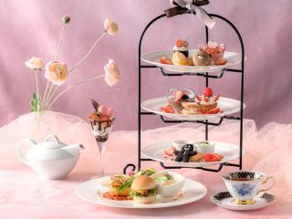 バレンタインストロベリーアフタヌーンティー