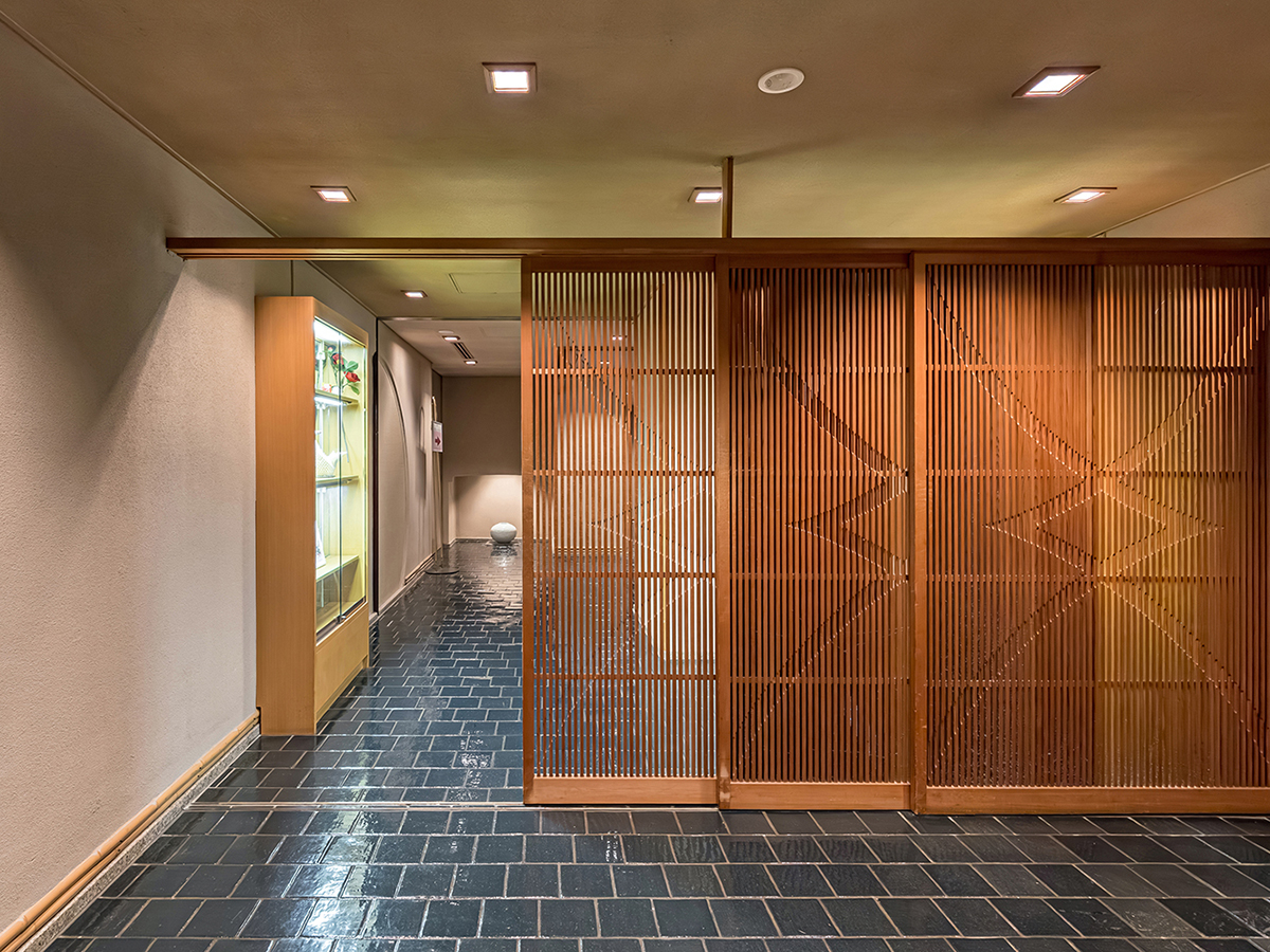 �G���g�����X