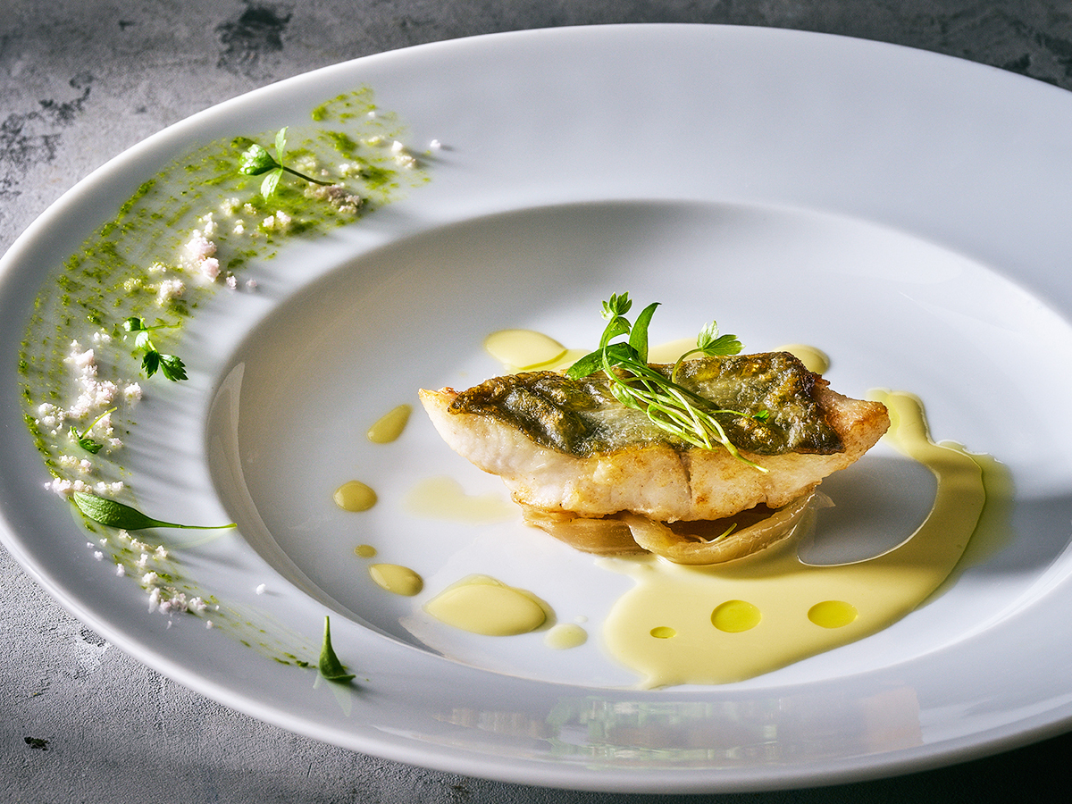 �I��̃|�����ƋʔK�̃u���[