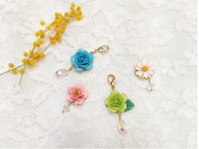 ハンドメイドジュエリー　8点セット（バラ売り可） 軽くて長持ち♪2種から選べるアクセサリー作り！＜デザイン自由◎当日