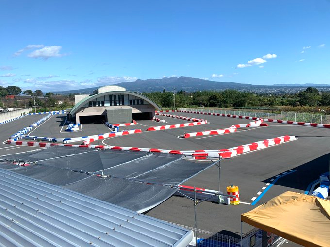 Ăɂ͐ԏR]ł郍P[VłIɍۉȂǂ߂A̓rŋCyɃ[^[X|[cɃ`WoႢ܂