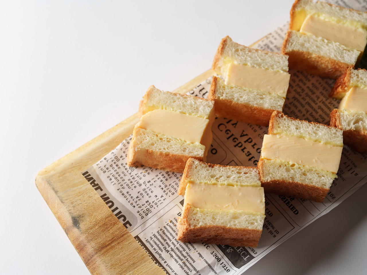 “パンとエスプレッソと”プレミアブレッド使用「厚焼き玉子サンド」