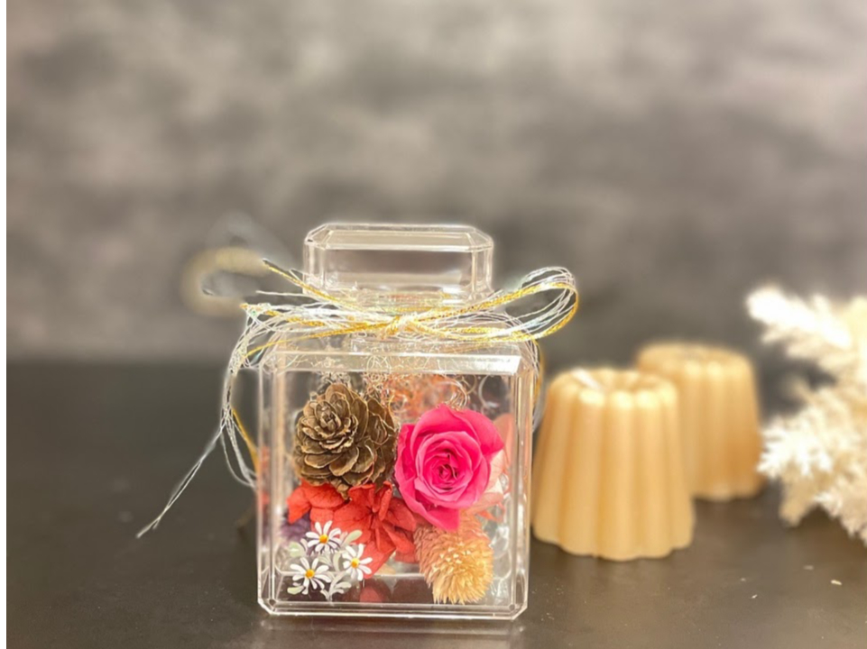 WFŃ\tgɌł܂钿n[oEłBP[X𗧂ĂĂȂ@w܂B