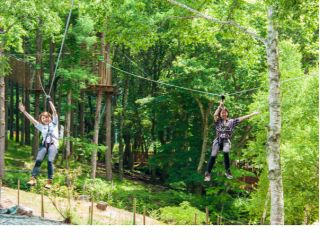 100m越えのジップスライドは爽快感抜群!!