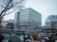京都の街の雰囲気と空をオープン座席から楽しめます。