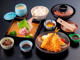 【看板メニュー】活きあじフライとタタキうを!<あじくらべ定食>