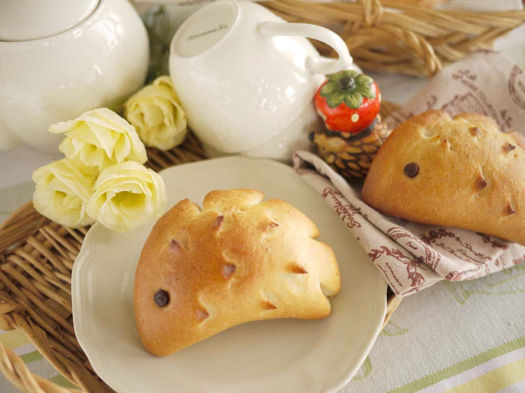 少人数制！【ハリネズミのクリームパン作り＆絵本読み聞かせ】お子様と