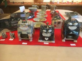 お好きなものをおつくりいただけます。猫の小物入れ、香炉!器も いろいろできます。