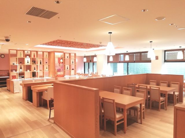 花じゅらく イステーブル席