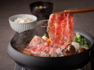 上質な和牛のすき焼き