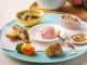【和食コース】前菜は旬の食材を使用した盛り合わせです。※写真はイメージです。