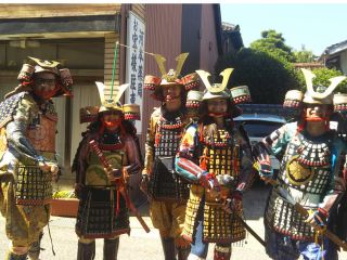 本格的な甲冑体験♪