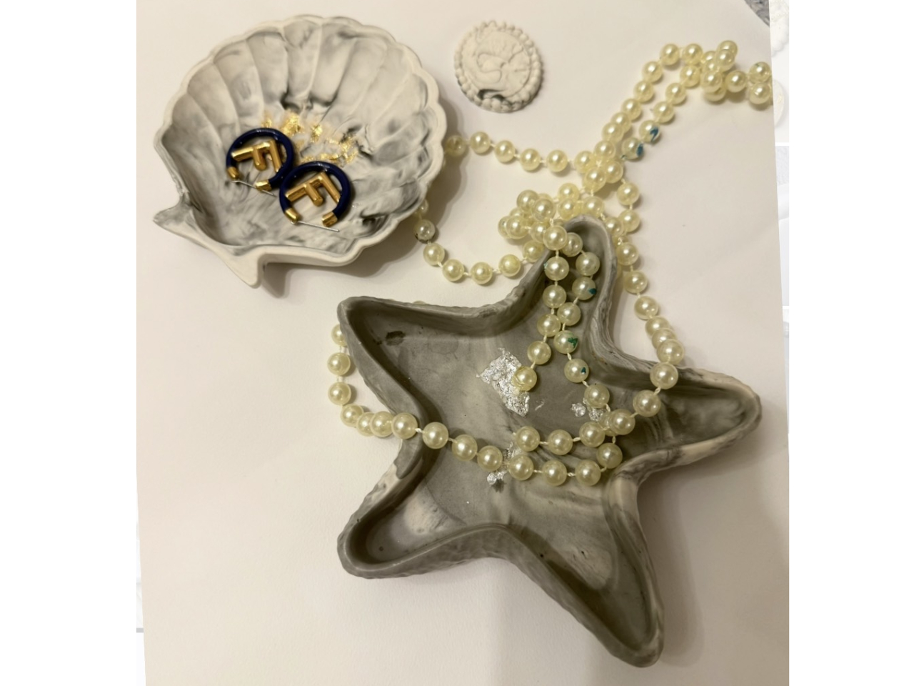 ジェスモナイト