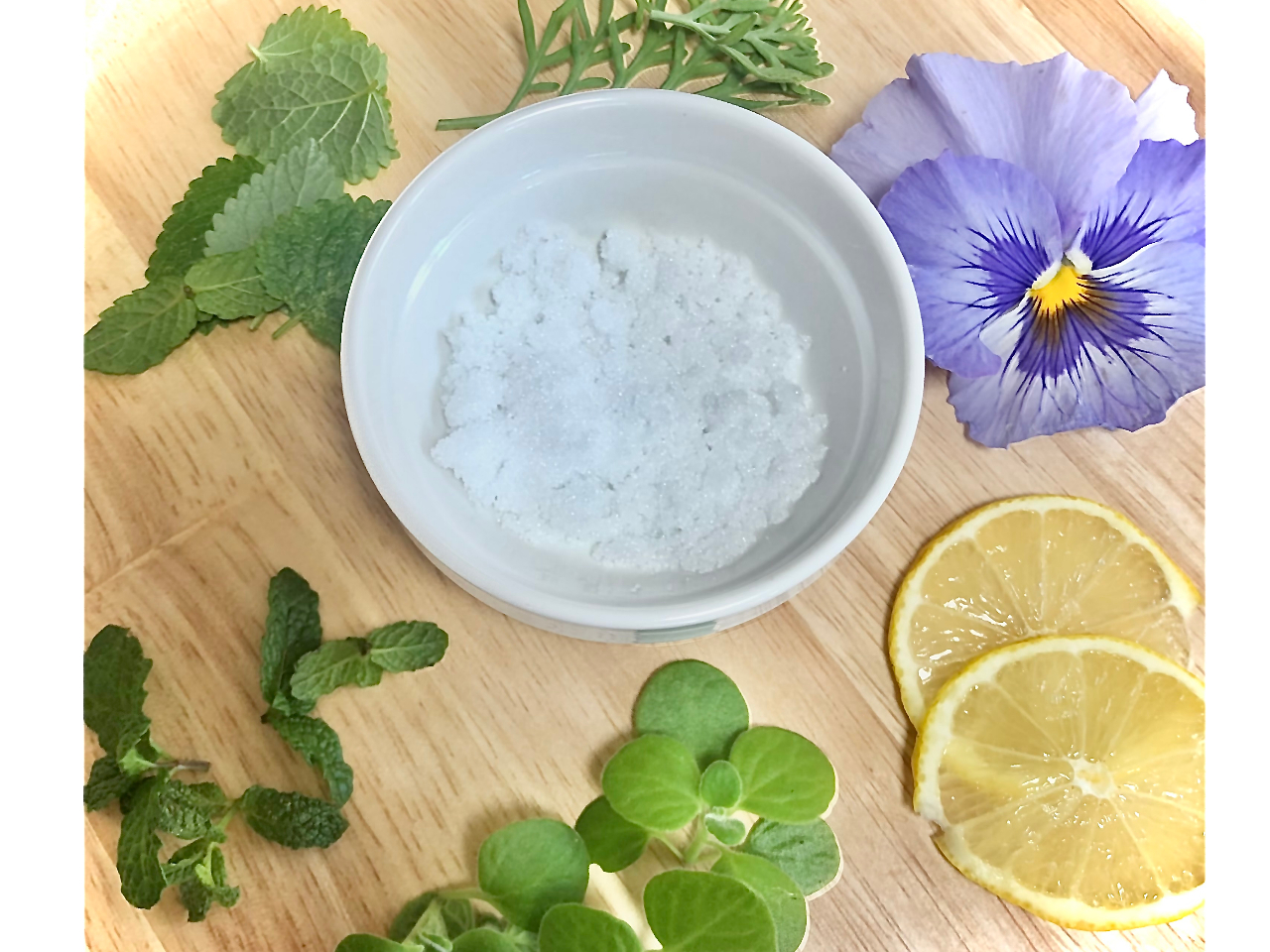 Ntǧ́AtbVn[ũtbgoXŃbNX(tbVn[u̓e͓ɂĈقȂ܂BԂ⊹kށAWW[Ȃǂ邱Ƃ)