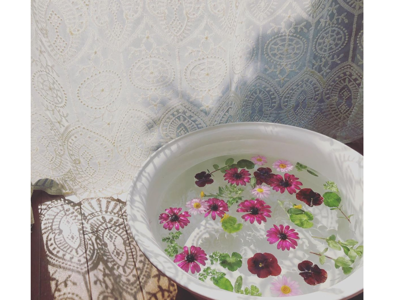 tbgoX͋G߂ɂeقȂ܂B