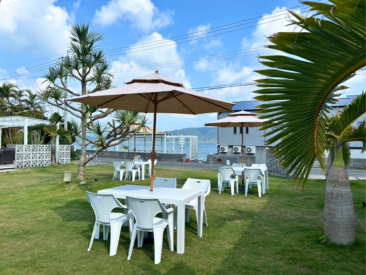 isola blue cafe�K�[�f��