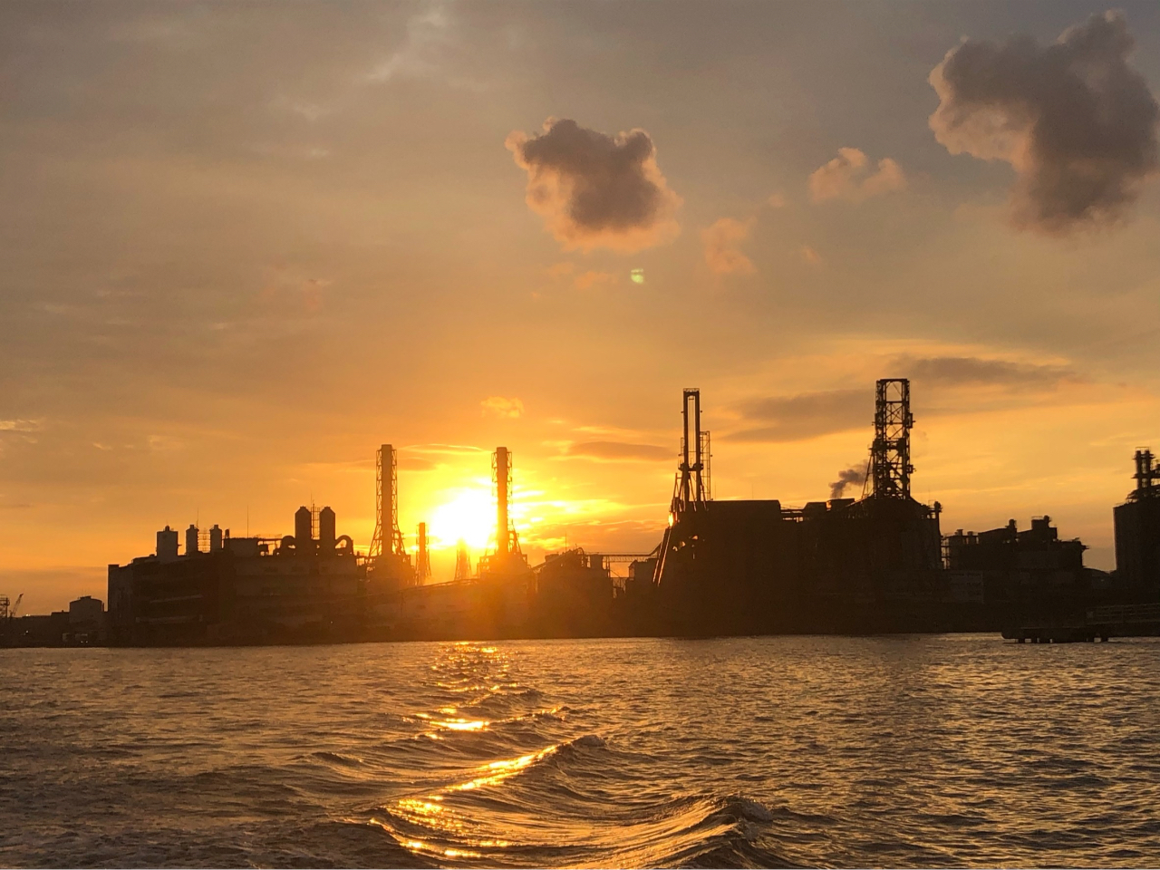 季節によっては、サンセットもお楽しみ頂けます。