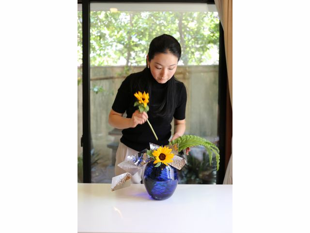 六本木ミッドタウン近く 自由な発想であなただけの作品を 生け花体験 Atelier Shuka アトリエ柊花 じゃらん遊び体験 六本木ミッドタウン近く 自由な発想であなただけの作品を 生け花体験 Atelier Shuka アトリエ柊花 じゃらん遊び体験